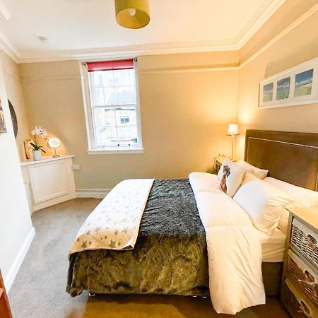 אדינבורו Quaint & Peaceful 1 Bed Central Mews Apt, West End מראה חיצוני תמונה